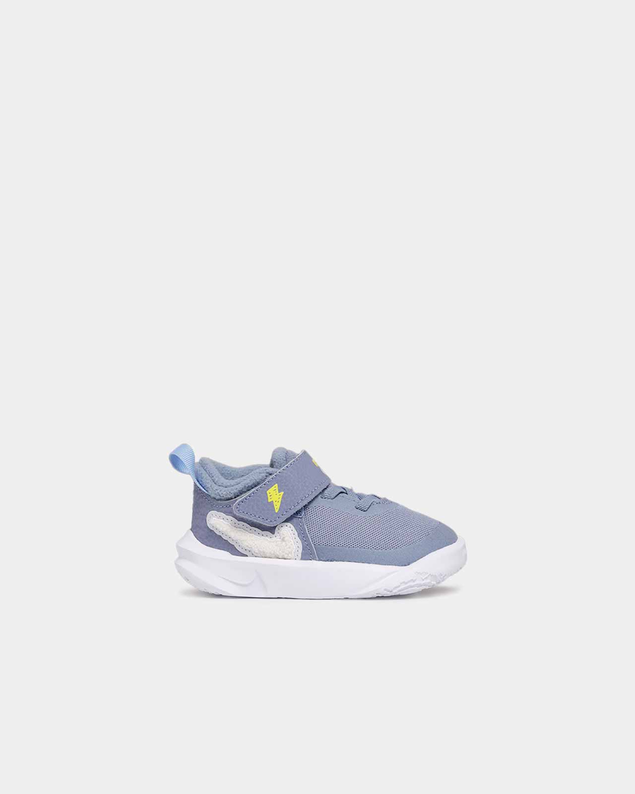 Tenis Nike Team Hustle D 10 SE Dream